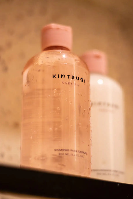 Revitaliza tus Rizos con el Shampoo para Sakura Kintsugi sin Sulfatos y Cuida Frizz
